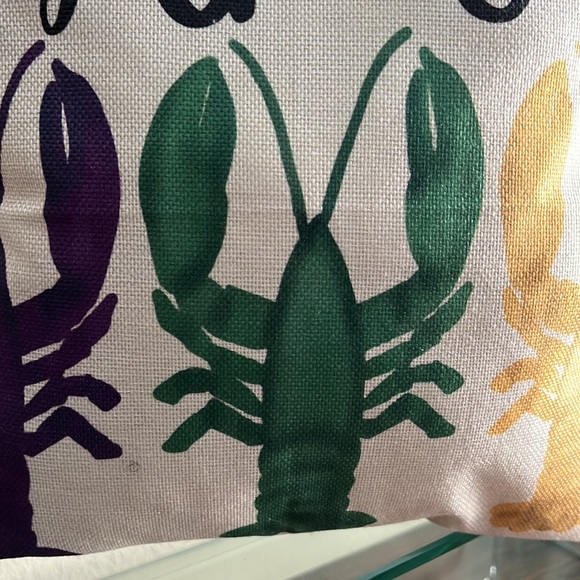 Louisiana “Let’s Get Cray” Decrorative Pillow - Picture 3 of 8